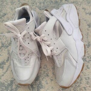Nike Air Huarache running shoes size 8.5